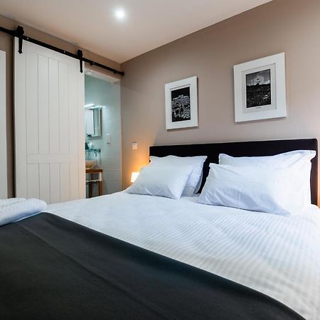 Monreal Boutique Townhouse - R024Rm3 Otel Paola Dış mekan fotoğraf